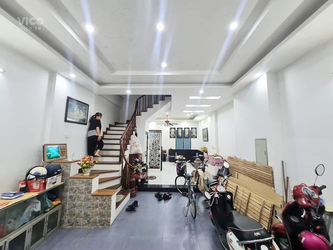 P/lô cực Vip đẳng cấp tọa lạc ngay ngã tư Nguyễn Xiển Khuất Duy Tiến Nguyễn Trãi thông thương