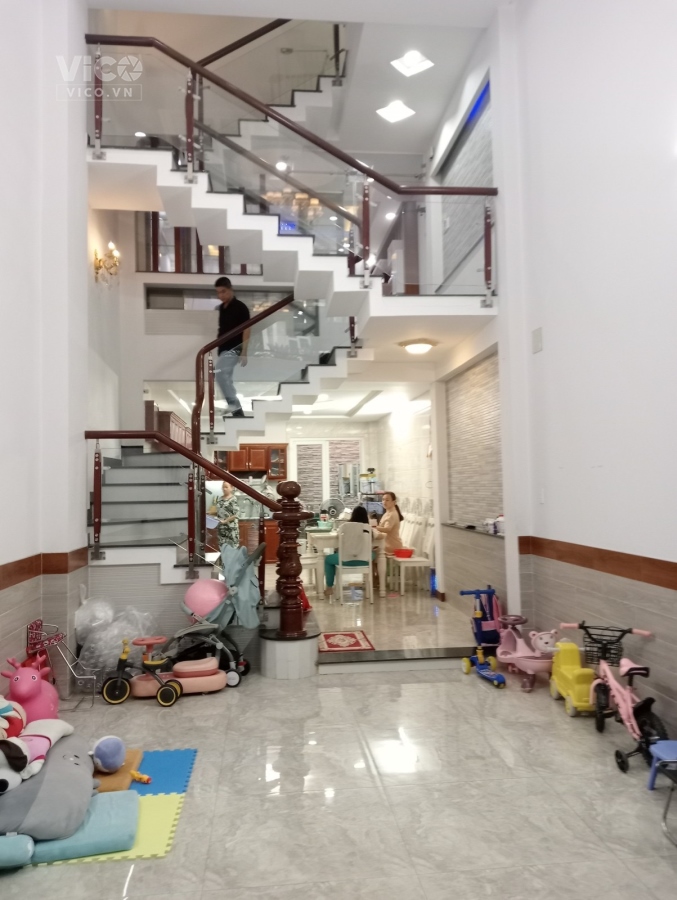 Cần bán gấp nhà hẻm xe hơi Tô Ngọc Vân,Thạnh Xuân,Q12. 75m2 giá chỉ 4Tỷ5