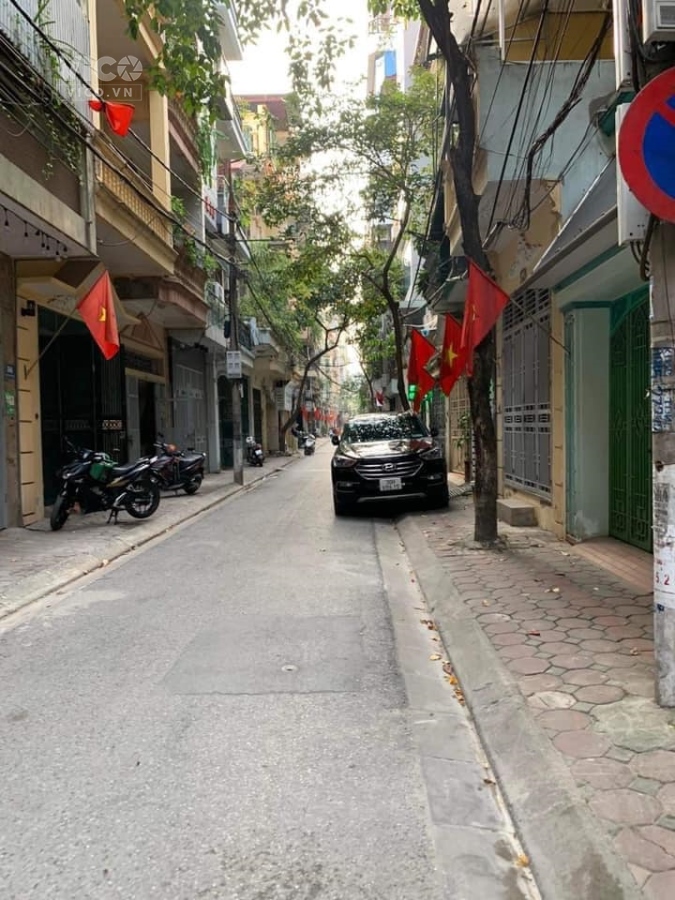 HIẾM CÓ KHÓ TÌM PHÂN LÔ GARA Ô TÔ HOÀNG QUỐC VIỆT HÀ NỘI GARA Ô TÔ 5 TẦNG 8.6 TỶ