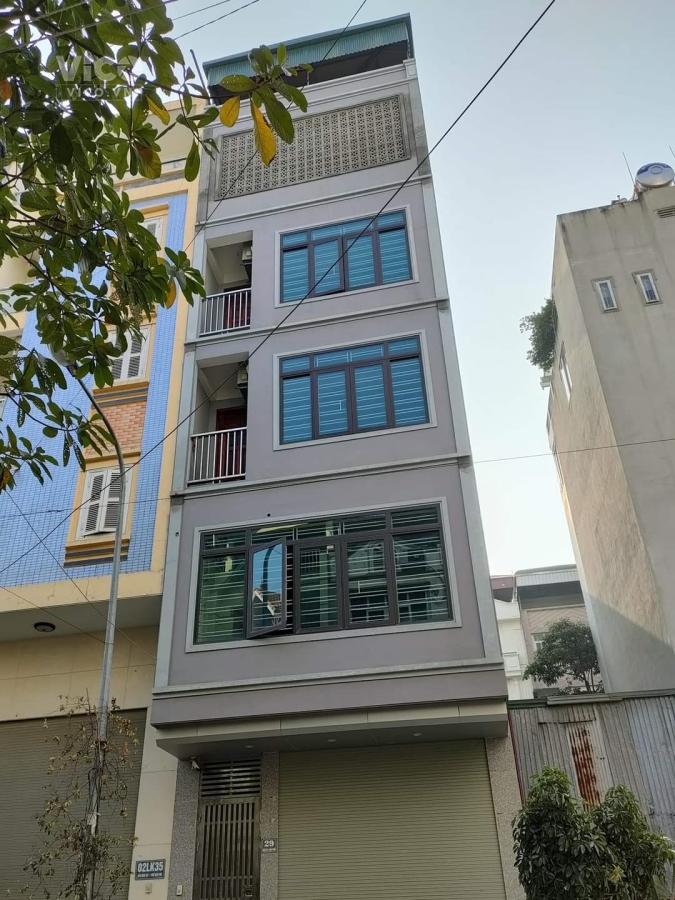 Nguyễn Phong Sắc phân lô, sân để 3 ô tô, mặt tiền rộng thoáng, chủ tự xây 60m chỉ 9.6 tỷ