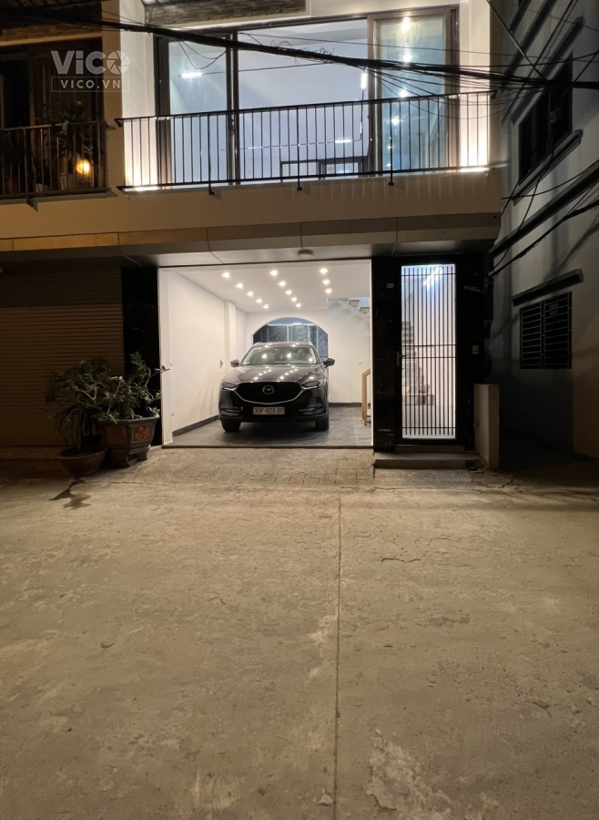 Hạ Giá ! Bán nhà Ngọc Thụy, Long Biên, 43m, 5 tầng, ô tô vào nhà thoải mái, 4,6 tỷ