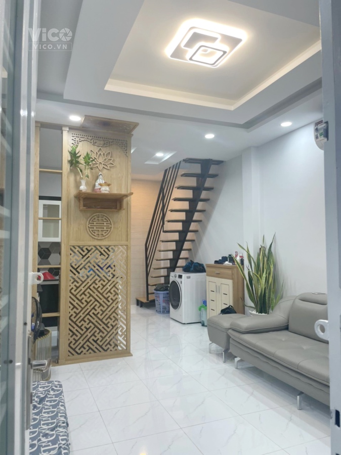 Nhà bán 2 tầng gần chỗ đậu ô tô Dương Bá Trạc P1 Q8 giá 2tỷ850
