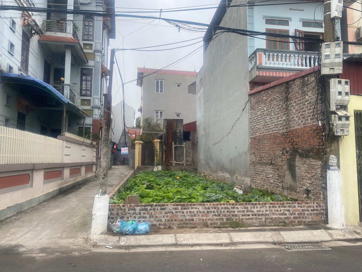 BÁN ĐẤT NGỌC LÂM LONG BIÊN, LÔ GÓC, NGÕ THÔNG, CHIA 2 LÔ ĐẸP, 72M2, GIÁ 4.55 tỷ