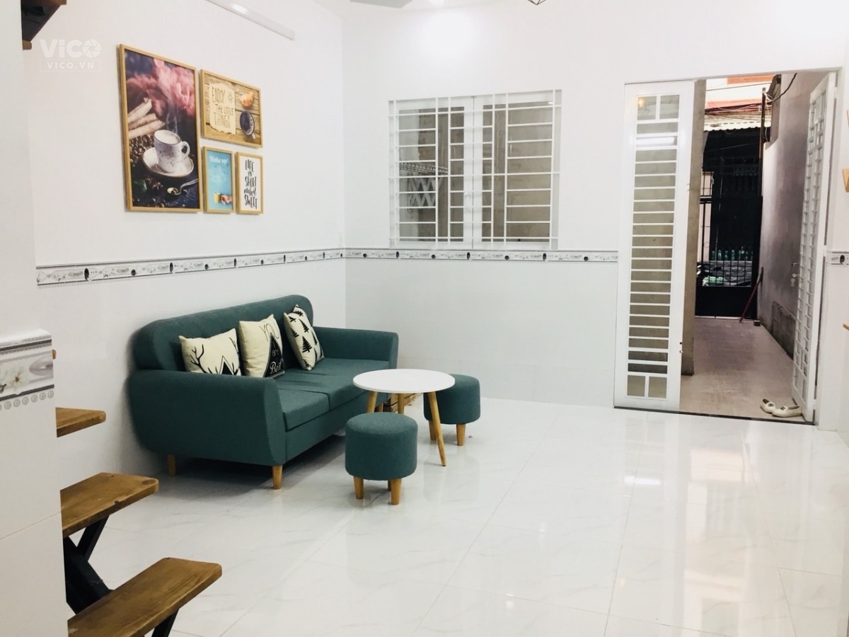 Nhà đẹp dưới 3 tỷ 2 tầng, ngang 4m, 50m2, gần chợ, đường Đỗ Xuân Hợp quận 9 0931331383