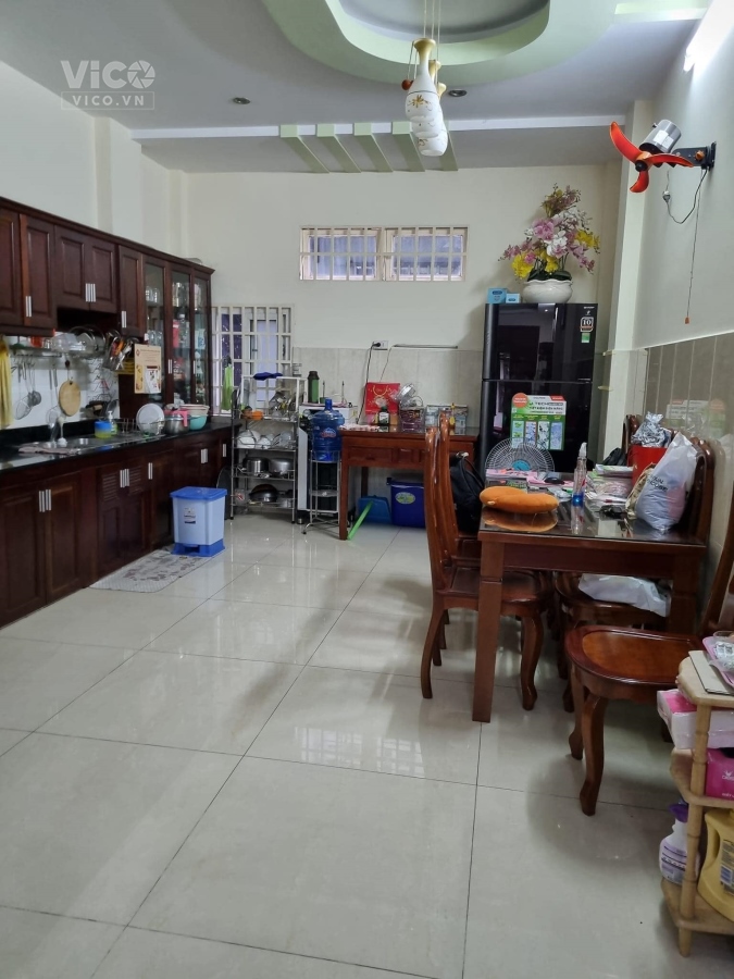 CHÍNH CHỦ RẤT CẦN BÁN NHÀ . NGUYỄN SÚY HXH. P TÂN QUÝ , Q TÂN PHÚ.DT4 X15,5M , 3 LẦU , 4PN ,5WC,