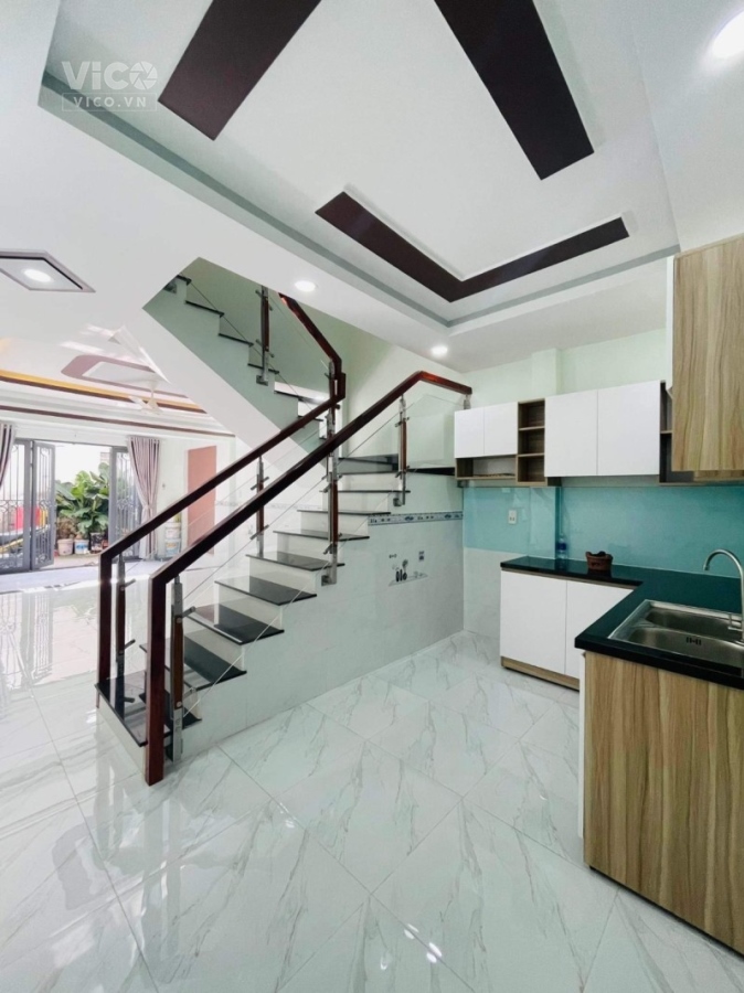 Giáp Nguyễn Thị Đặng, Q12, hẻm ba gác ngắn, 44M2, 2 T, chỉ 3 tỷ 300tr.