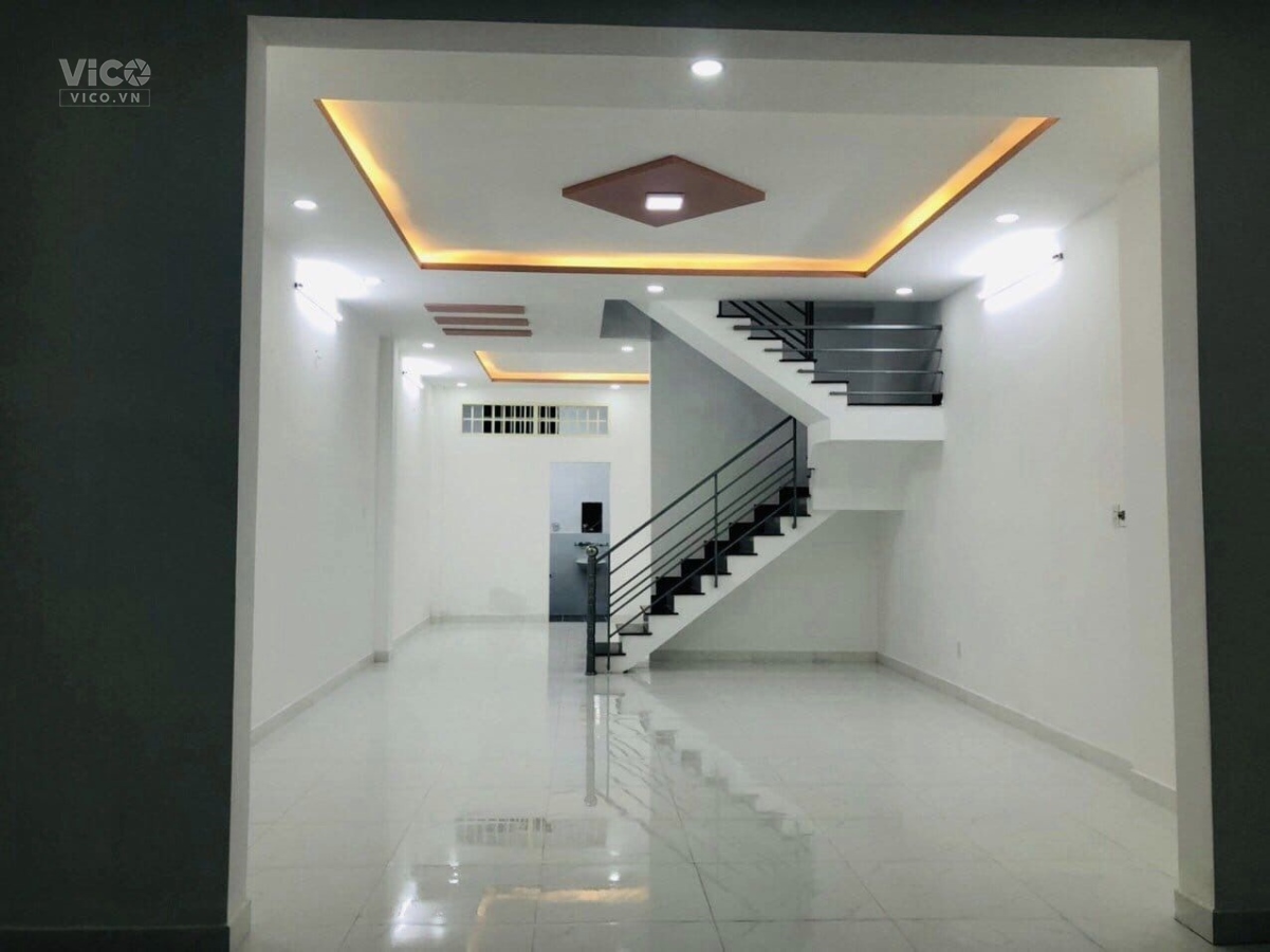 HẺM XE HƠI THÔNG TỨ TUNG GIÁP QUẬN TÂN PHÚ GẦN CHỢ GÒ XOÀI NGANG CHUẨN 5M 2 TẦNG 75M2 CHỈ