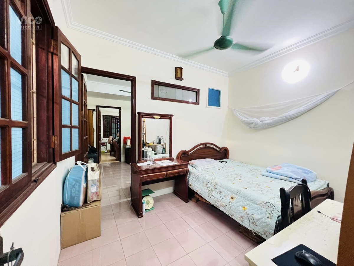 CỰC HIẾM Tập Thể ĐH Sư Phạm Hà Nội Cầu Giấy, 65m2, 2 Ngủ, chỉ 1,85 tỷ