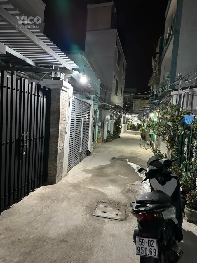 NHÀ MỚI ĐẸP MUA NGAY ĐÓN TẾT RƯỚC TÀI LỘC VÀO Ở NGAY 100M2 NGANG 4M NHỈNH 5 TỶ QUẬN 7