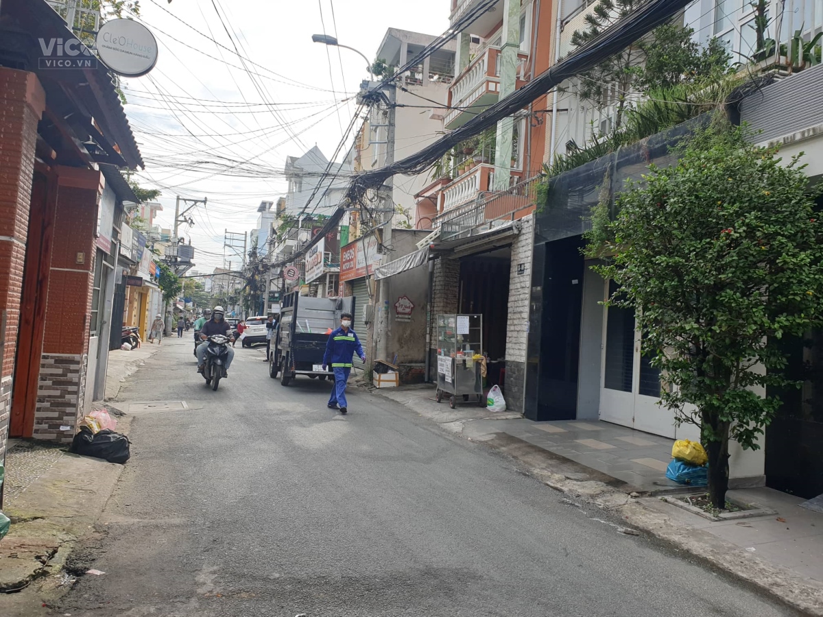GIẢM sốc 1TỶ nhà HXH NGUYỄN ĐÌNH CHÍNH PHÚ NHUẬN 44m22 Tầng