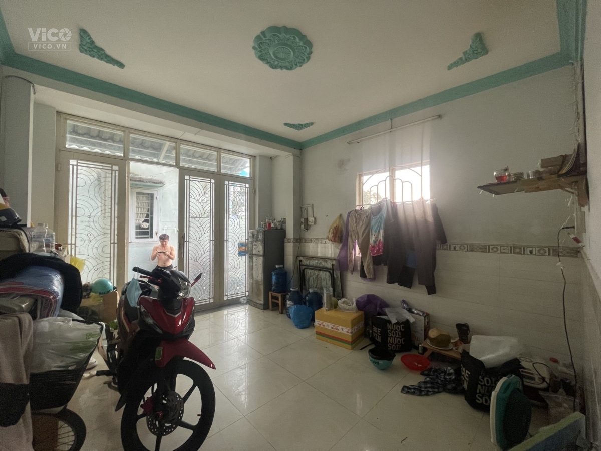 Bán Nhà Quận 12 Gần Hẻm Xe Hơi Đường Nguyễn Văn Quá, 2Tầng, 3PN, 3 Mặt Hẻm, Chỉ 2 Tỷ 800