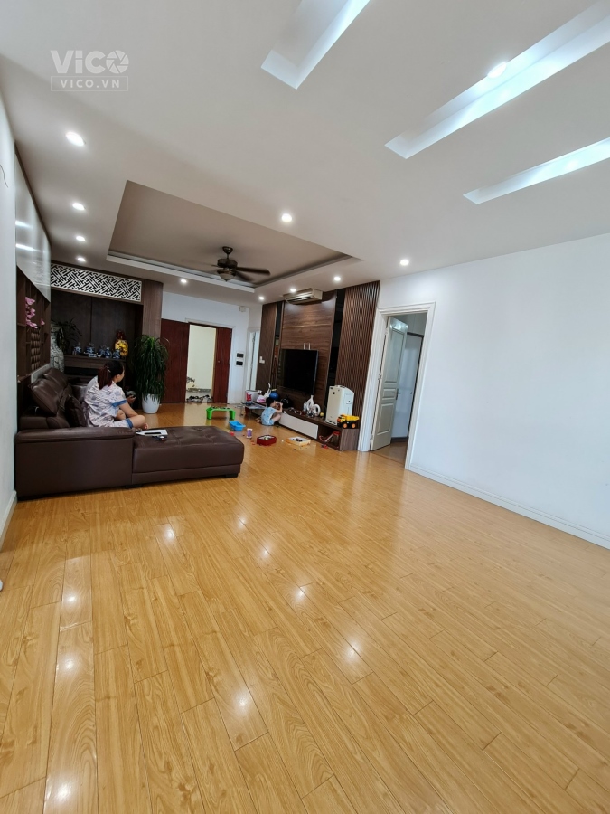 Bán chung cư 3PN,2WC , diện tích 161m2 giá nhỉnh 4 tỷ