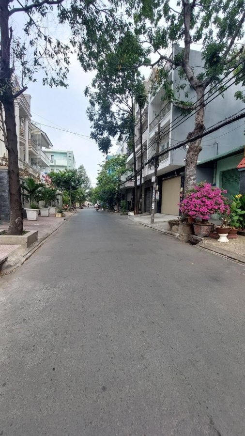 Bán nhà đường tân kỳ tân quý, hẻm nhựa 12m, 4 tầng, 140m2 chỉ 10.4 tỷ