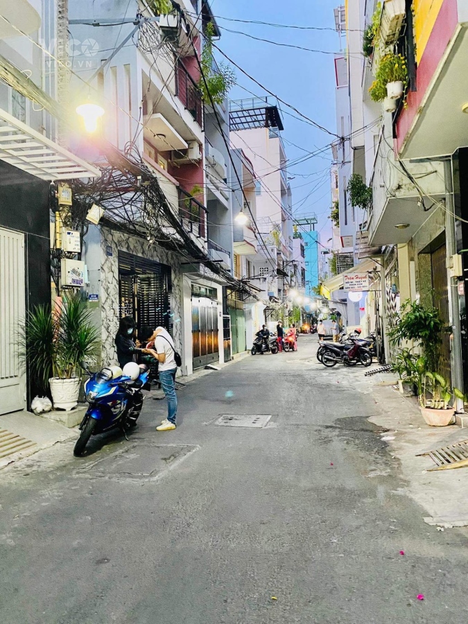 Bán nhà quận Gò Vấp chính chủ dưới 3 tỷ 48m2 công viên Làng Hoa