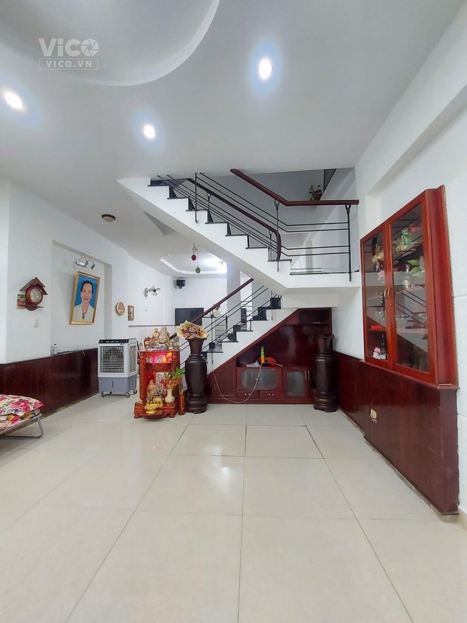 BÁN GẤP NHÀ CAO THẮNG QUẬN 10 60M2 ÔTÔ VÀO NHÀ , SÁT MẶT TIỀN NHỈNH 7 TỶ RẼ NHẤT KHU VỰC.