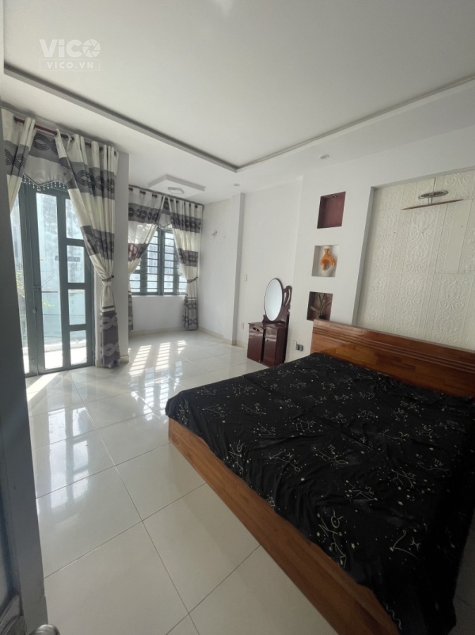 .Nhà Lê Đình Lý, kiệt 5m Ô tô đậu, 2 tầng, mới đẹp